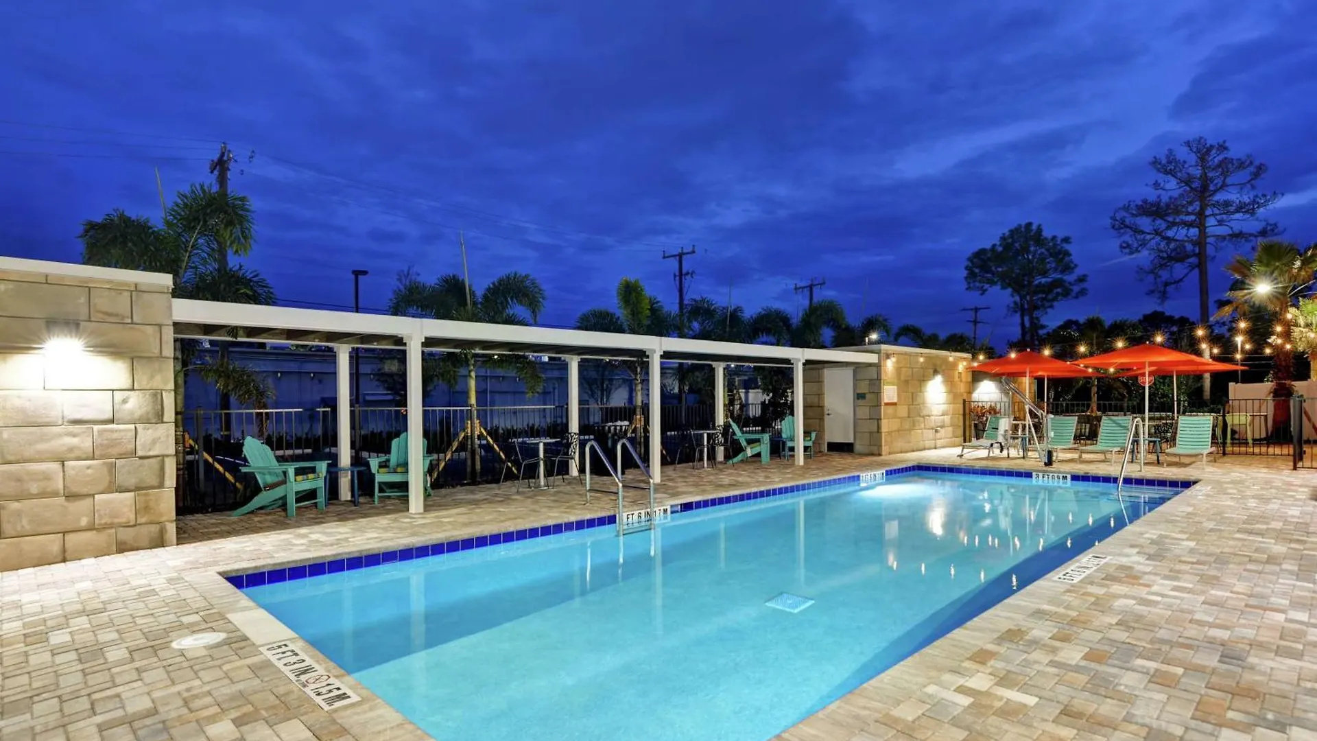 Home2 Suites By Hilton Daytona Beach Speedway 3*,
